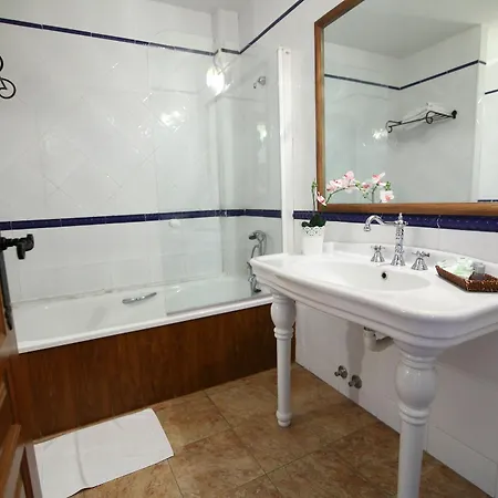 Hotel A