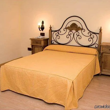 Hotel A