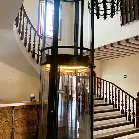 A Hotel Tembleque