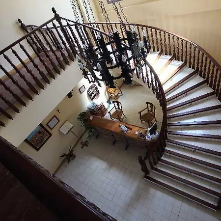 A Hotel 3*